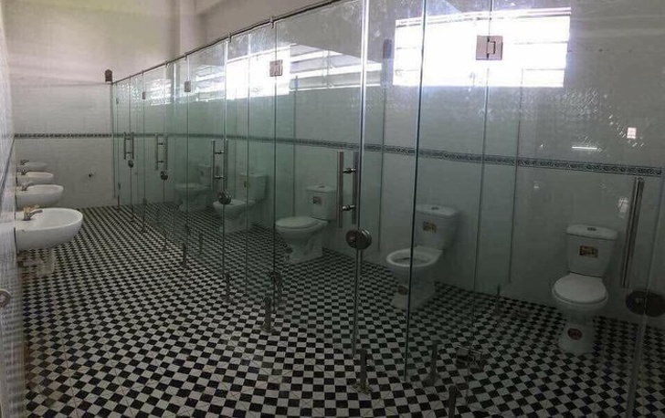 14&nbsp;неожиданных фотографий, которые вас не&nbsp;только рассмешат, но&nbsp;и&nbsp;озадачат